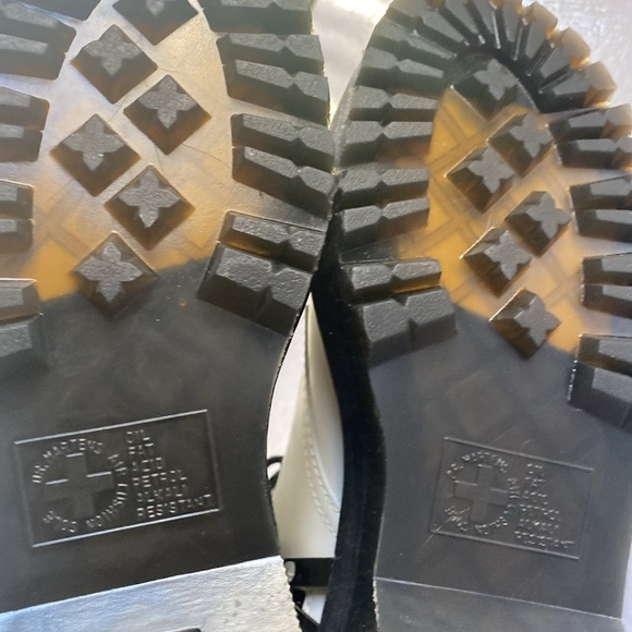 Dr. Martens Women’s White Leather Jadon Boots Size 6 US - Picture 5 of 10